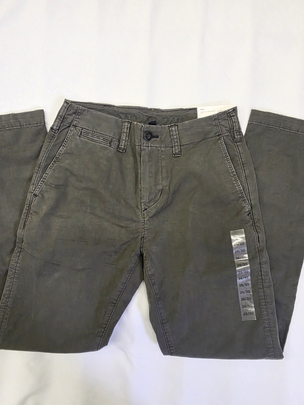 New Men's 26x30 American Eagle Outfitters Men's Chinos in Grey